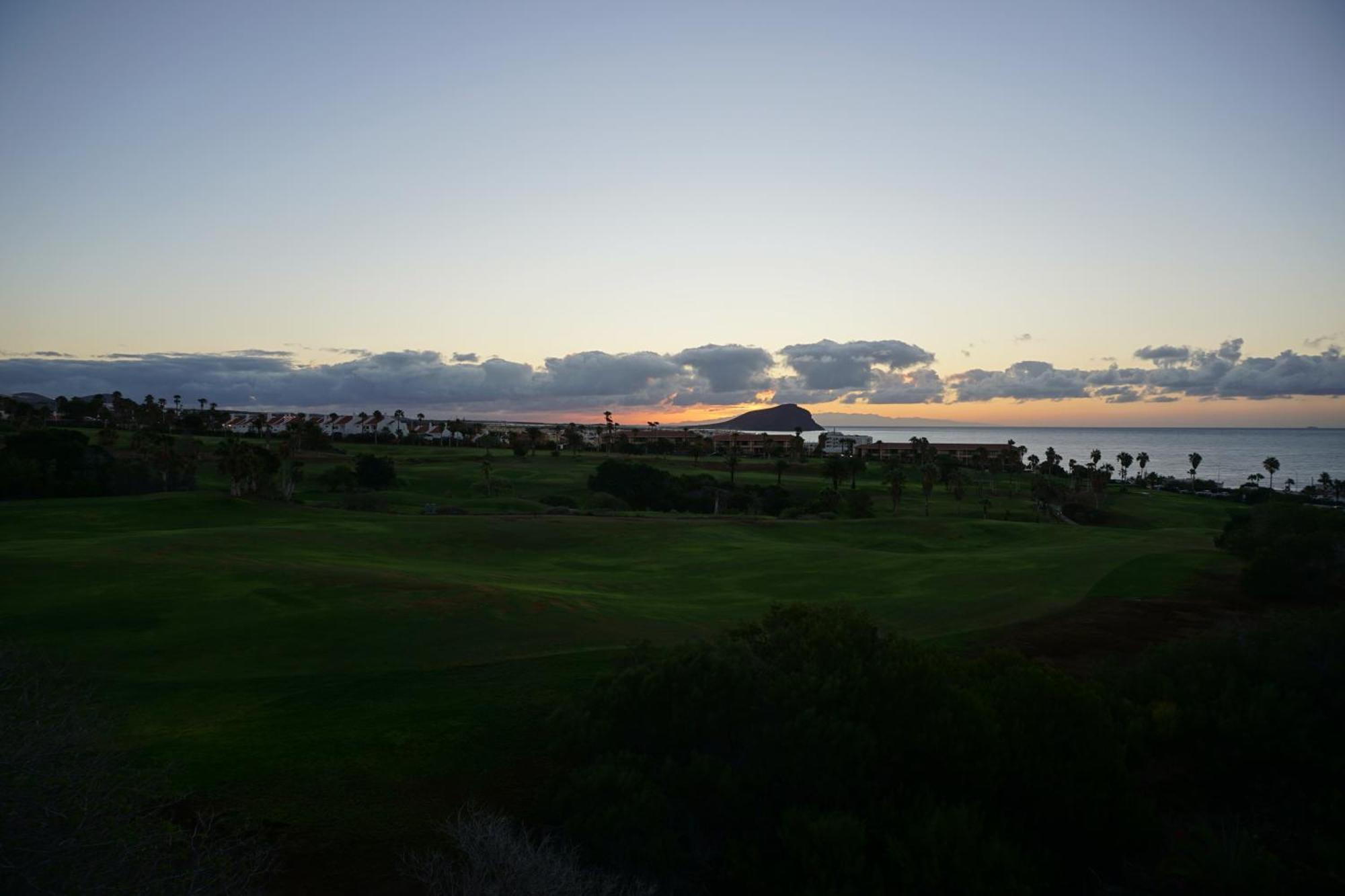 Golf Del Sur Apartment - Magnificent Panorama Of The Ocean, El Teide, And Montana Roja San Miguel de Abona Exterior photo